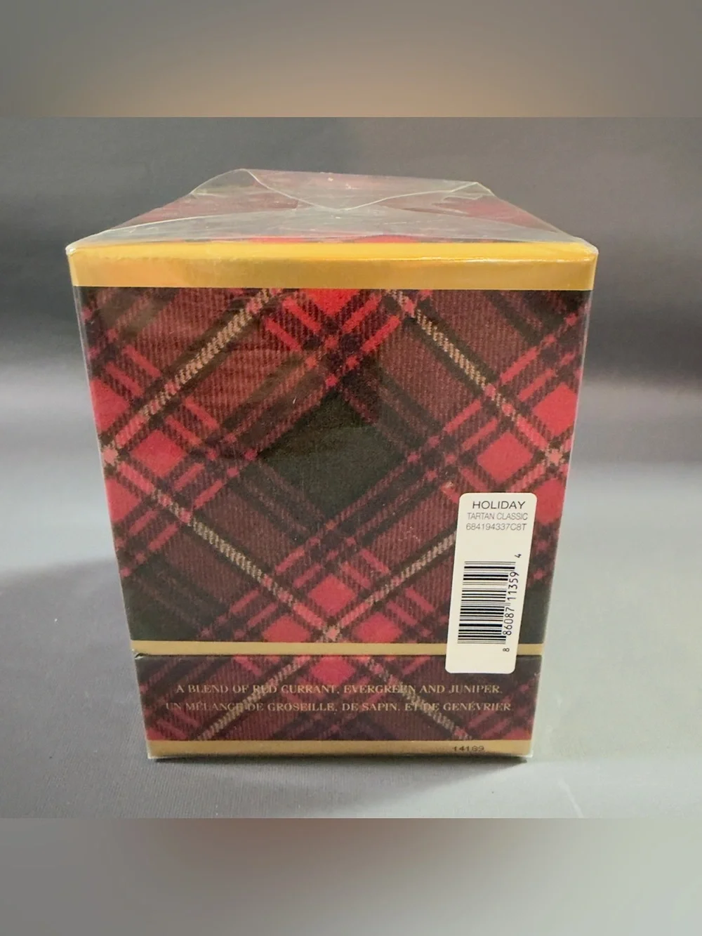 Ralph Lauren Holiday Tartan Classic Scented Candle 9.6 oz Red Currant New
